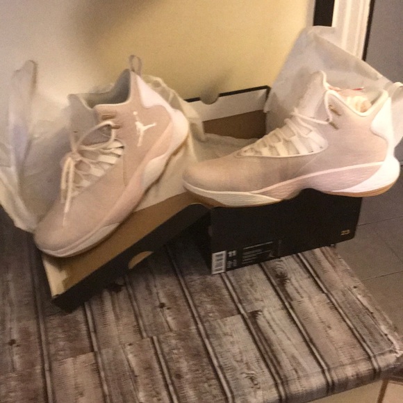 Jordan’s - Picture 2 of 4